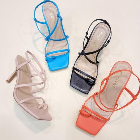 TOE RING LOW HEEL - Picture 5 of 5